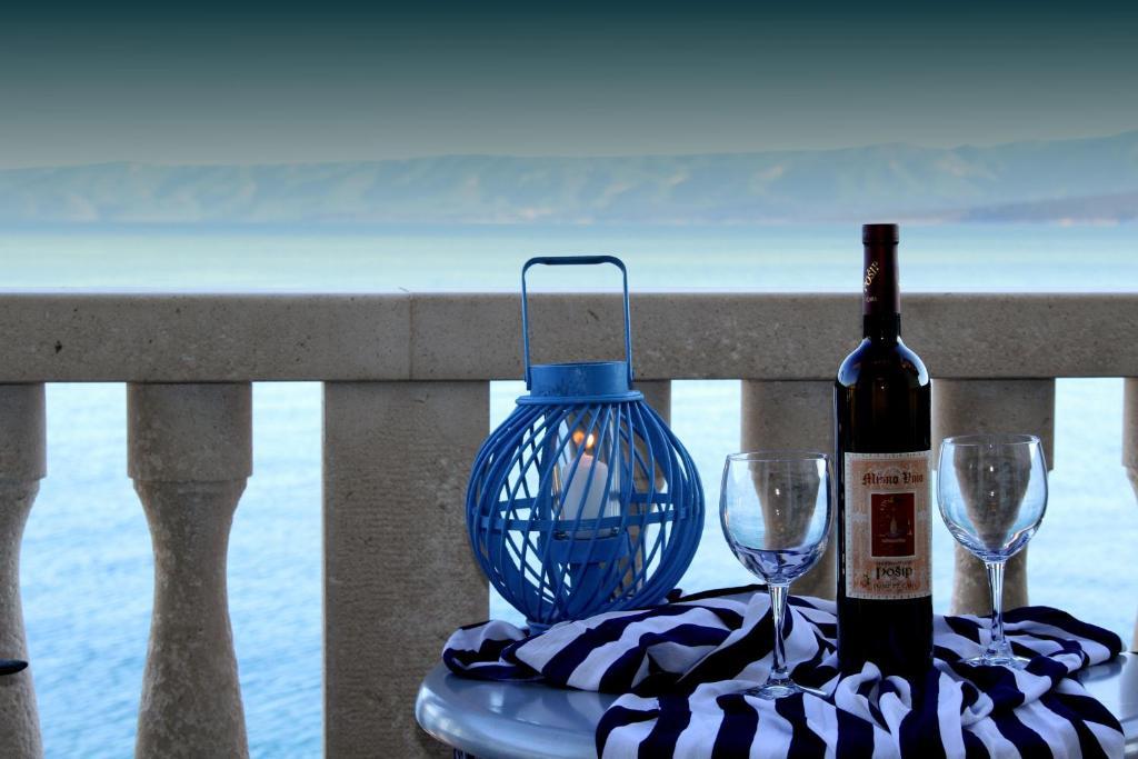 Apartments Amore Bol Chambre photo